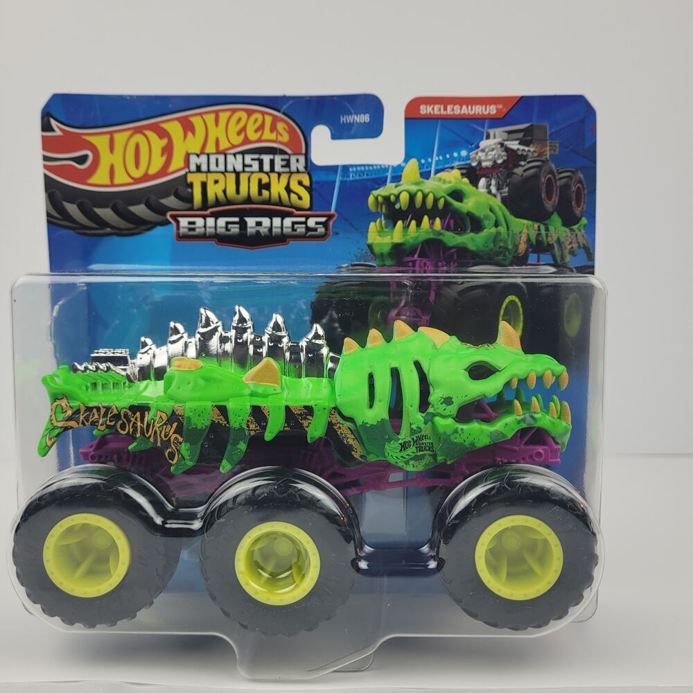2026 Hot Wheels Monster Trucks Big Rigs Skelesaurus 1:64 Diecast Tow Truck